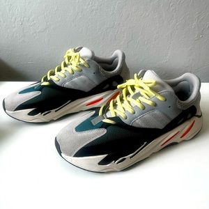 Yeezy Boost 700 Wave Runner - Mens 11.5